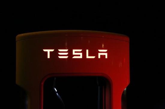 特斯拉将在中国市场下调使用宁德时代电池的 Model 3 售价