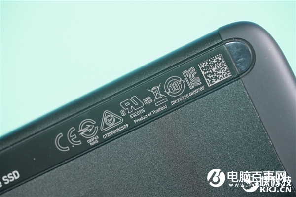 速度达1GB/s!英睿达X8移动SSD 2TB图赏:4寸手机大小