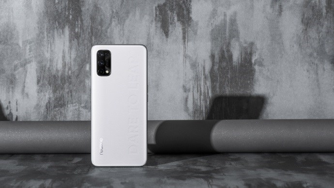Realme Q2 现身 GeekBench，搭载联发科天玑 800U 处理器