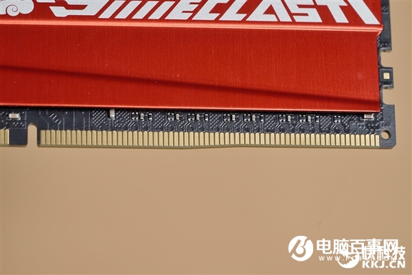 台电腾龙系列G40图赏:中国红 轻松超频3600M