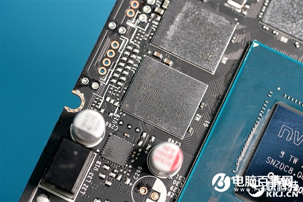 3899元真香卡!NVIDIA RTX 3070显卡拆解图赏