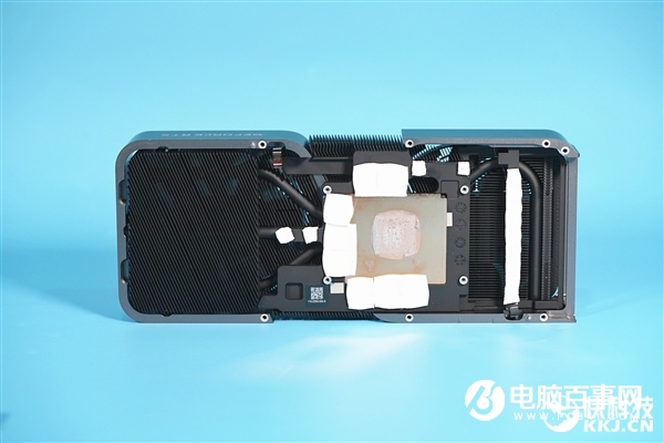 3899元真香卡!NVIDIA RTX 3070显卡拆解图赏