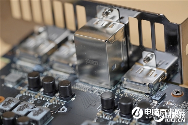 军工用料硬派风 华硕TUF RTX 3070 GAMING图赏