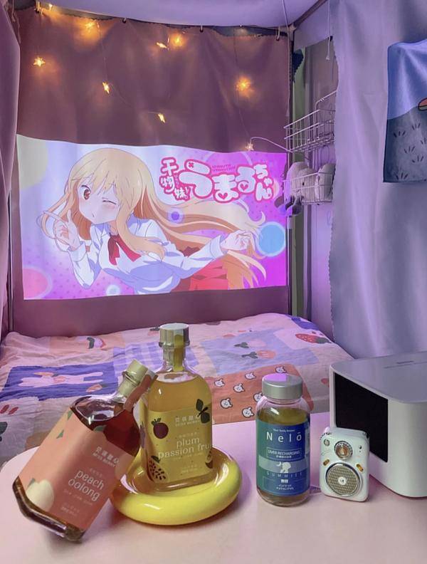 学校宿舍用投影仪什么好?哪个牌子更好？当贝投影D3X这款看片神器值得尝试！