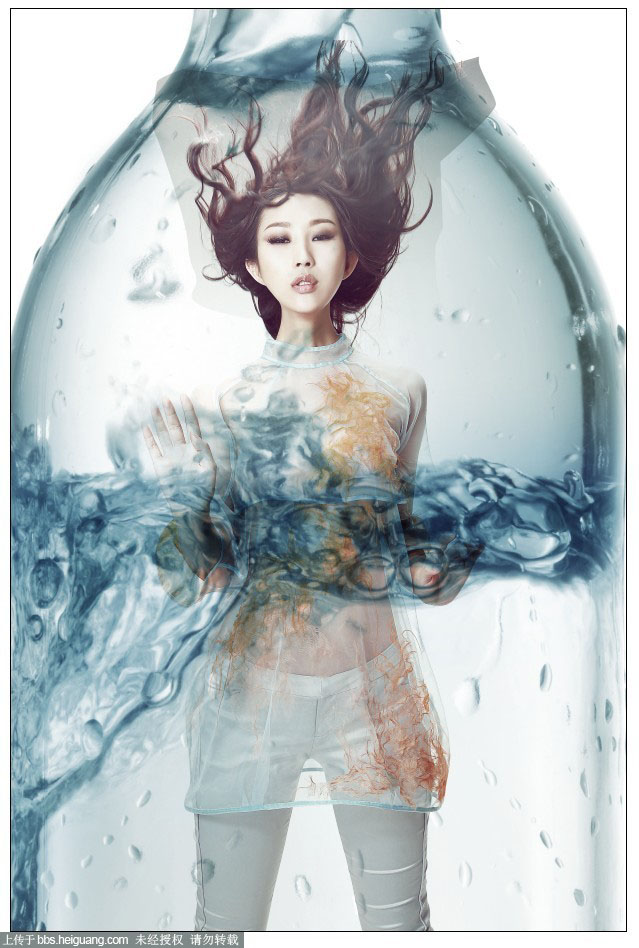 PS创意合成玻璃瓶中被水淹没的美女