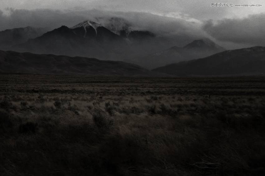 PS合成哥特风格的女巫场景图