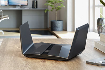 网件发布其首款 Wi-Fi 6E 路由器 Nighhawk RAXE500 ，售价 600 美元