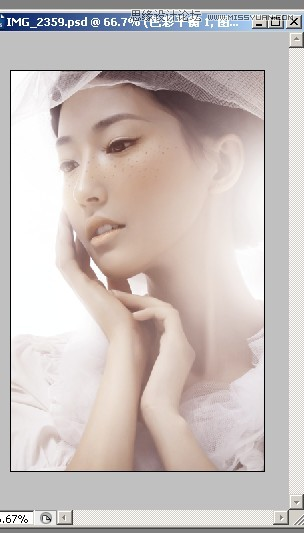 用PS给偏暗色人像照片添加甜美逆光效果