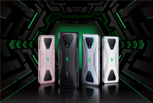 极具性价比的手游利器 腾讯黑鲨游戏手机3直降200元