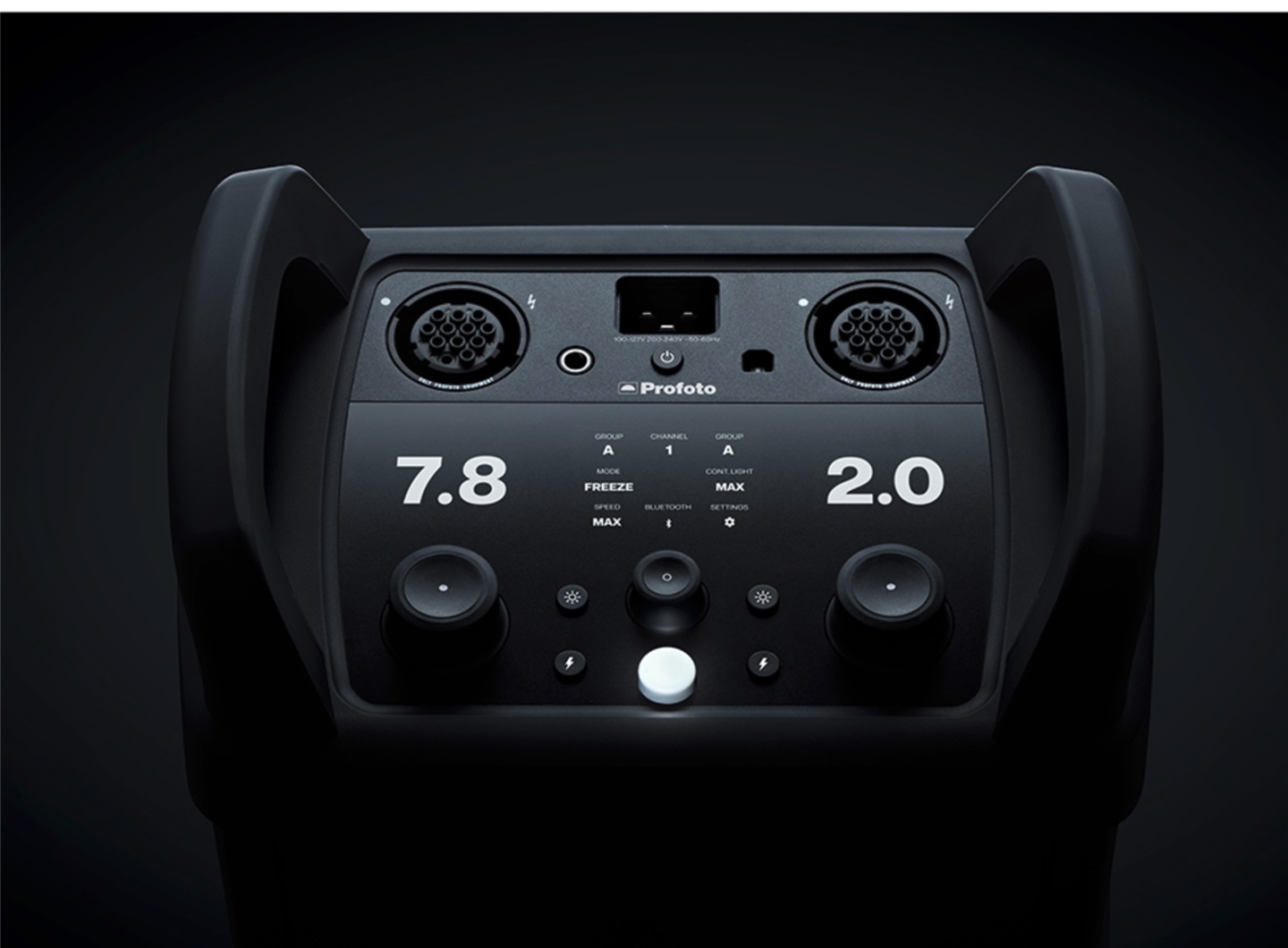 保富图发布 Profoto Pro-11 旗舰闪光灯：手机也能用，售价 126800 元