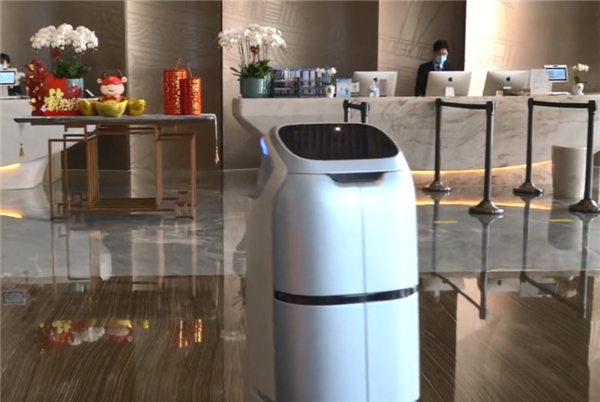 石狮首家！石狮荣誉国际酒店引进擎朗智能酒店机器人