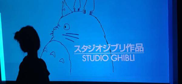 便携式投影仪哪款好?当贝C2颜值高,不买就亏了