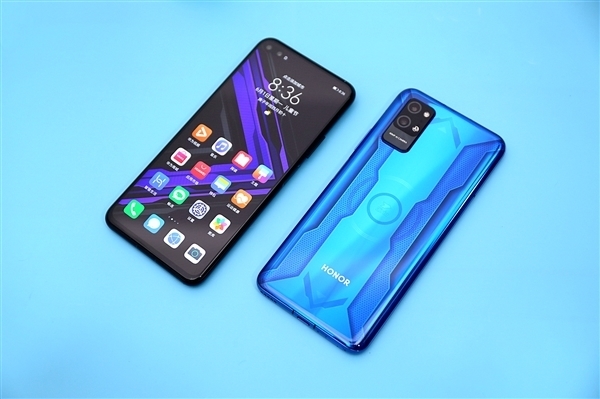 荣耀下一代Play机型最快5月发布:全系支持超级快充