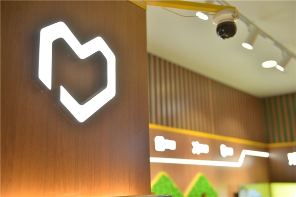 二手电商玩家爱回收的十年，终将破茧成蝶