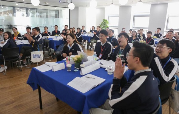 从学科教育到素质教育再到家庭教育，作业帮新战略浮出水面