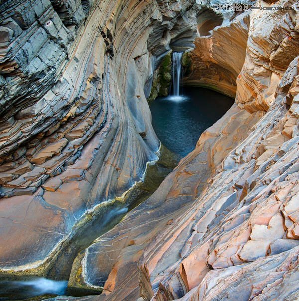 PS给外景岩石照片增加质感色调