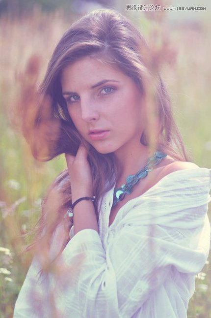 PS使用图层模式给外景美女调出时尚清新色