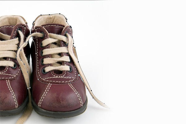 PS合成长在脚上的神奇鞋子