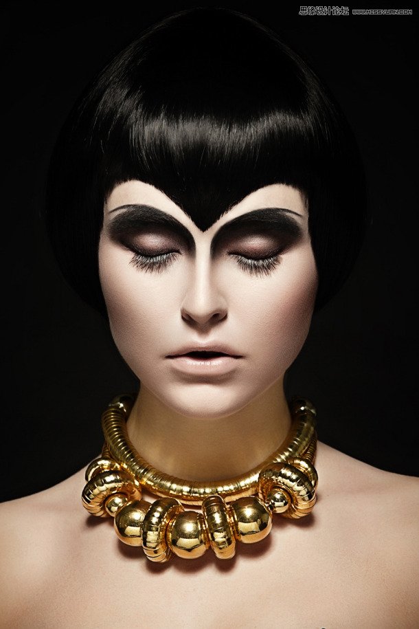 PS调出模特面部完美的质感肤色