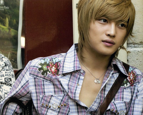 PS调出国外帅哥柔美日系色调