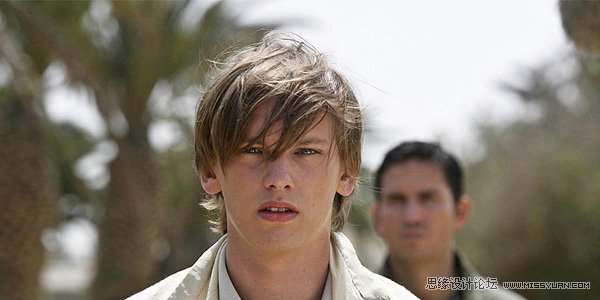 PS调出国外照片非主流红色调