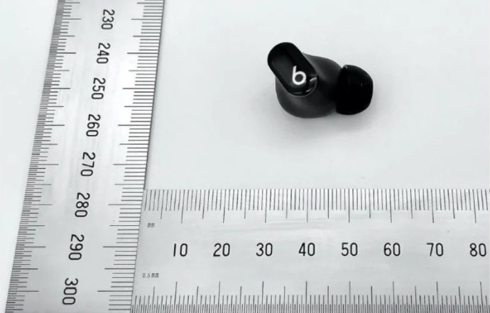 苹果 Beats Studio Buds 耳机现身数据库：入耳式无柄设计，USB-C 接口