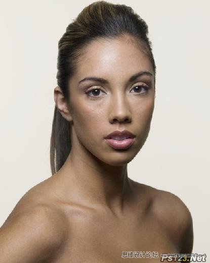 PS CS5快速给偏暗的人物磨皮