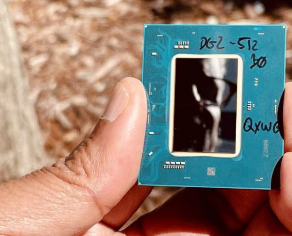 英特尔 DG2 独显再曝光，与 12 代酷睿工程版共同跑分