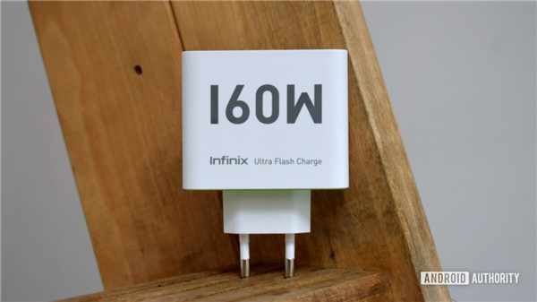 外媒实测传音手机 160W 快充：充满 4000mAh 电池仅需 11 分钟