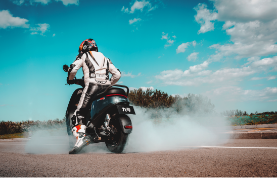 电摩圈头部玩家九号再出大作——E系列MoleDrive版，车友：YYDS！-站长资讯网