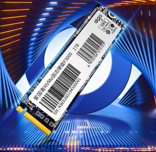 aigo高速足容固态硬盘P3000 游戏快人一步，工作瞬间响应