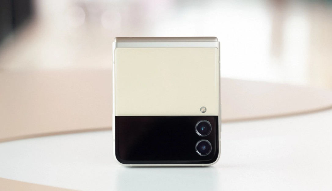 三星 Galaxy Z Flip 3 无缘 Dex 功能，生产力打折扣