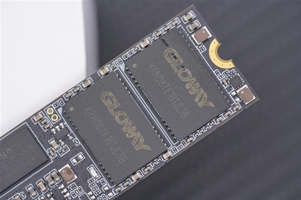 国产SSD、内存条热卖榜出炉：光威横扫18个名次成最大赢家