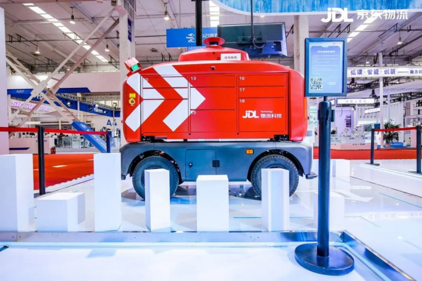 京东物流:多款机器人已商业化运营