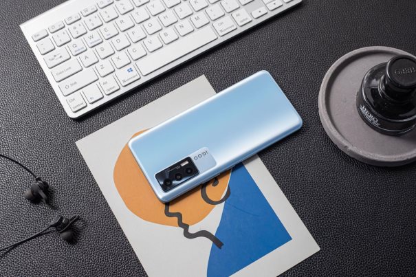 不止双芯,影像同样是拿手好戏! 双十一买iQOO Neo5真香