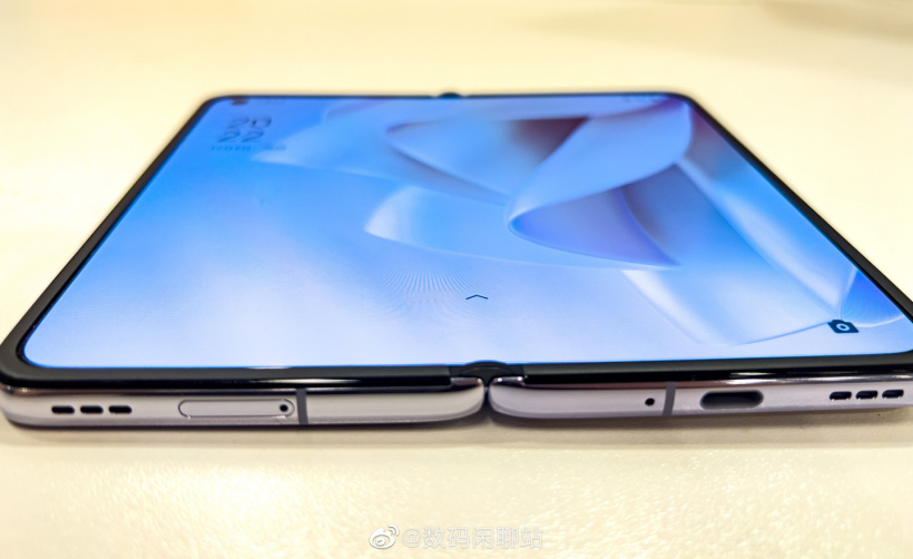 OPPO Find N 真机实拍曝光：屏幕折痕看不到