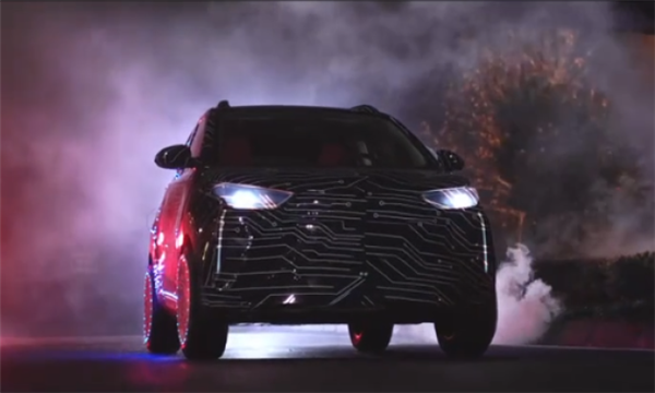 摸着五菱过河!奇瑞QQ第二款电动车预告:双门