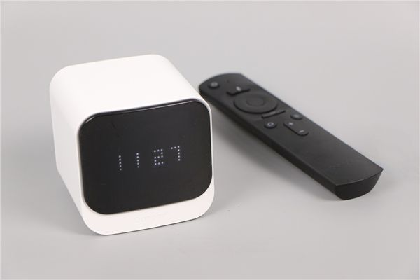 电视卡顿装电视盒子有什么用，当贝的这款高端盒子不错