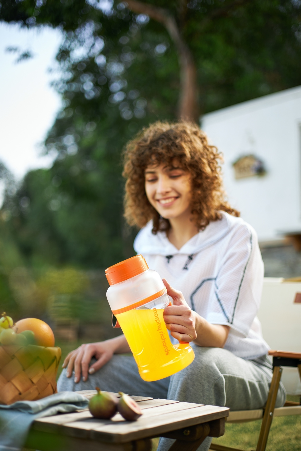 维C果汁X滋润补水2in1，摩飞便携运动果汁杯新品首发