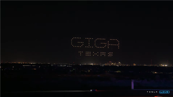 特斯拉得州工厂正式开业 马斯克化身“西部牛仔”：这回没砸车