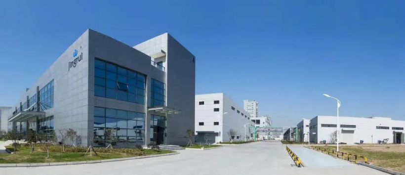 晶瑞电材：半导体高纯电子化学品 G5 等级高纯硫酸面向 12 英寸芯片厂批量出货