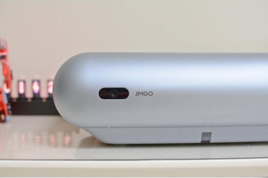 体验见真章，试完极米H3S和坚果智慧墙O1 Pro发现超短焦投影真香