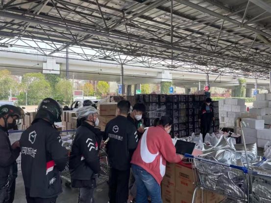 抗疫中的样本企业 顺丰同城骑士全国联动保障民生